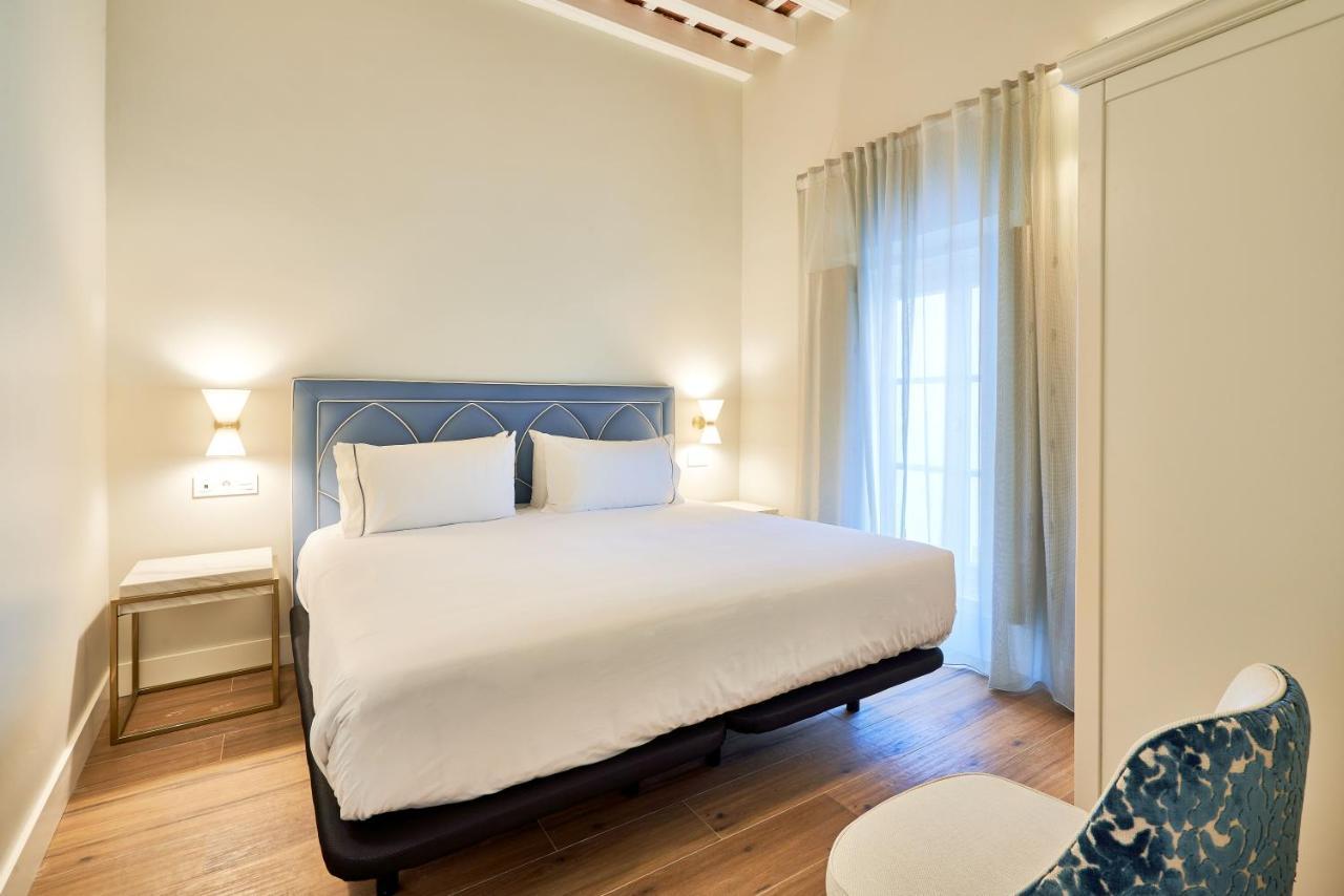 Tandem Palacio Veedor De Galeras Suites Cadiz Exterior photo